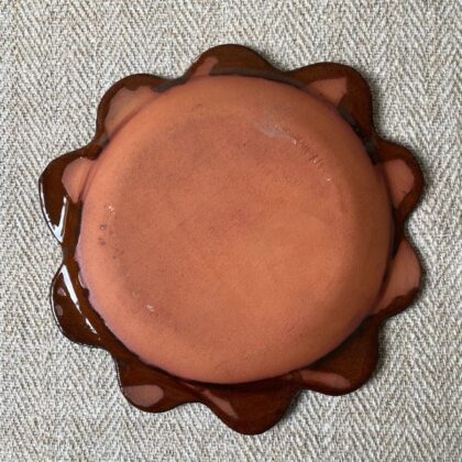 Erica Taylor Low Scallop Edge Plate Black ETFP2 - Image 3