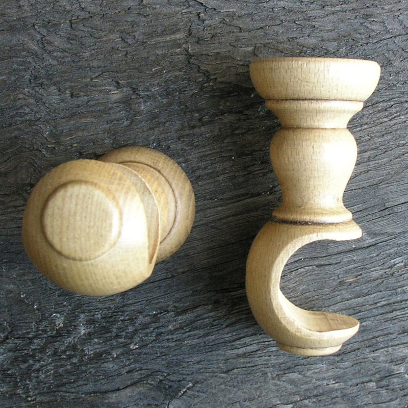 35mm Wooden Curtain Pole Set - Light Oak - Image 3