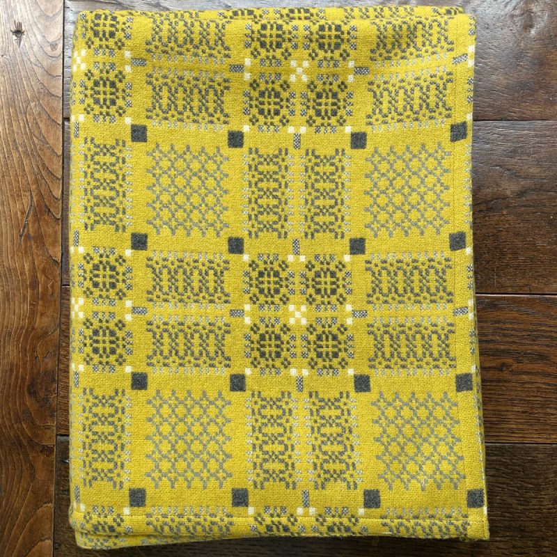 Knot Garden Welsh Throw - Gorse