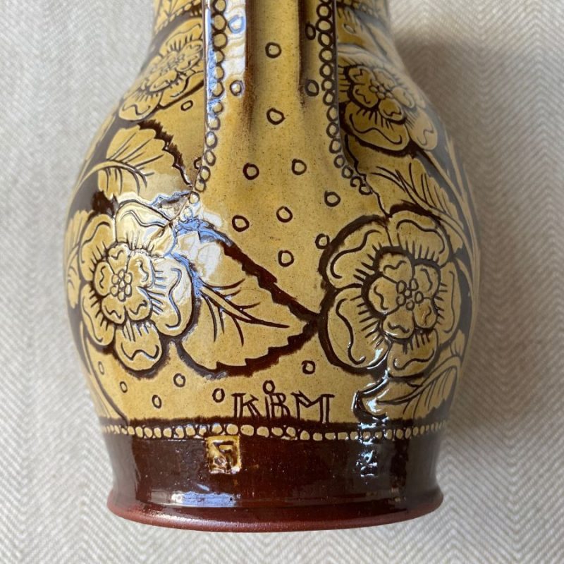 Katie B Morgan Slipware Jug - Lion, Unicorn and Heart SORKJ9 - Image 6