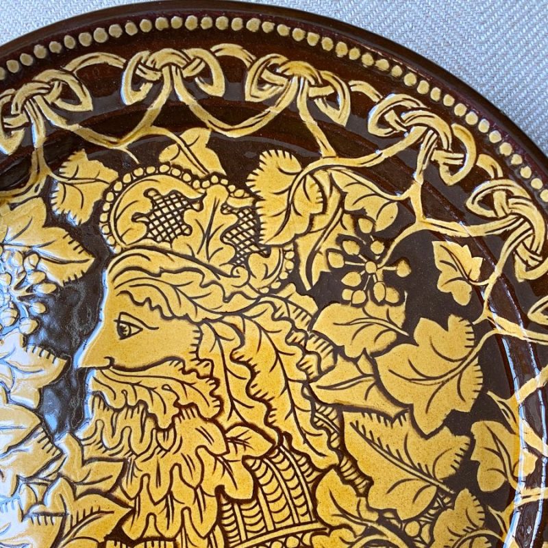 Katie B Morgan Slipware Plate - Green King SORKP1 - Image 3